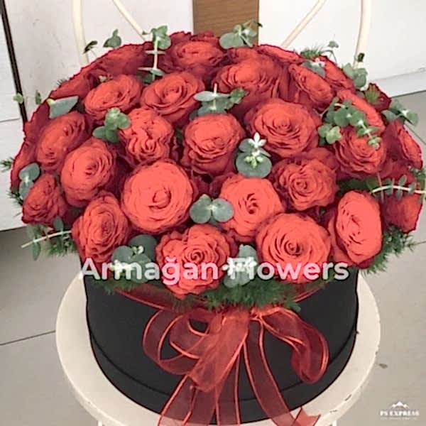  Armağan Çiçekçilik Alanya - Kutu içinde 41 Kırmızı Gül