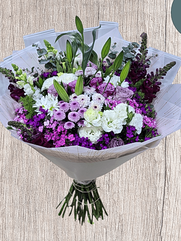  Alanya Blumenlieferung - Kucak Dolusu Mevsim Çiçekleri