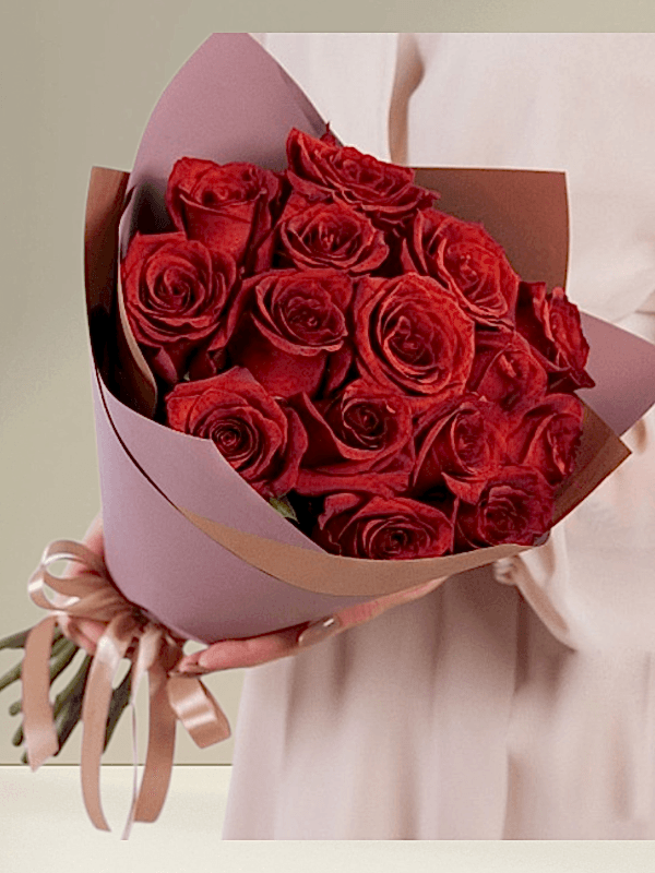 Alanya çiçekçi - 15 Kırmızı gül Buketi
