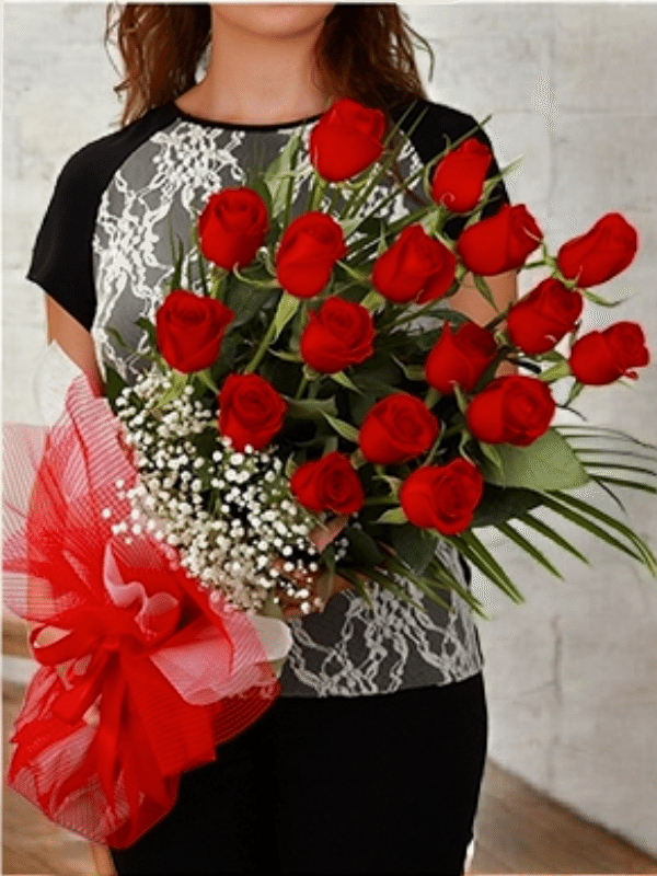  Alanya Blumenbestellung - 19 Red Roses Bouquet 