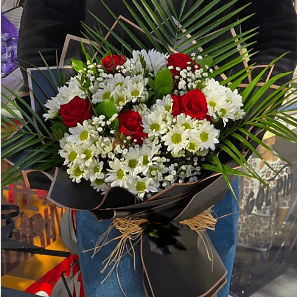 Alanya çiçekçi - 5 Gül krizantem