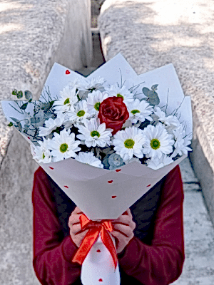  Alanya aynı gün çiçek - Papatyalar Ortaya 1 Gül