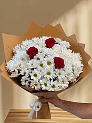  Alanya online çiçek - Krizantemler ve 3 Adet Gül